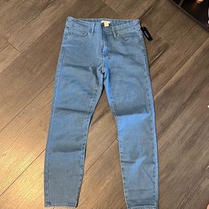 Light blue Denim ankle pant